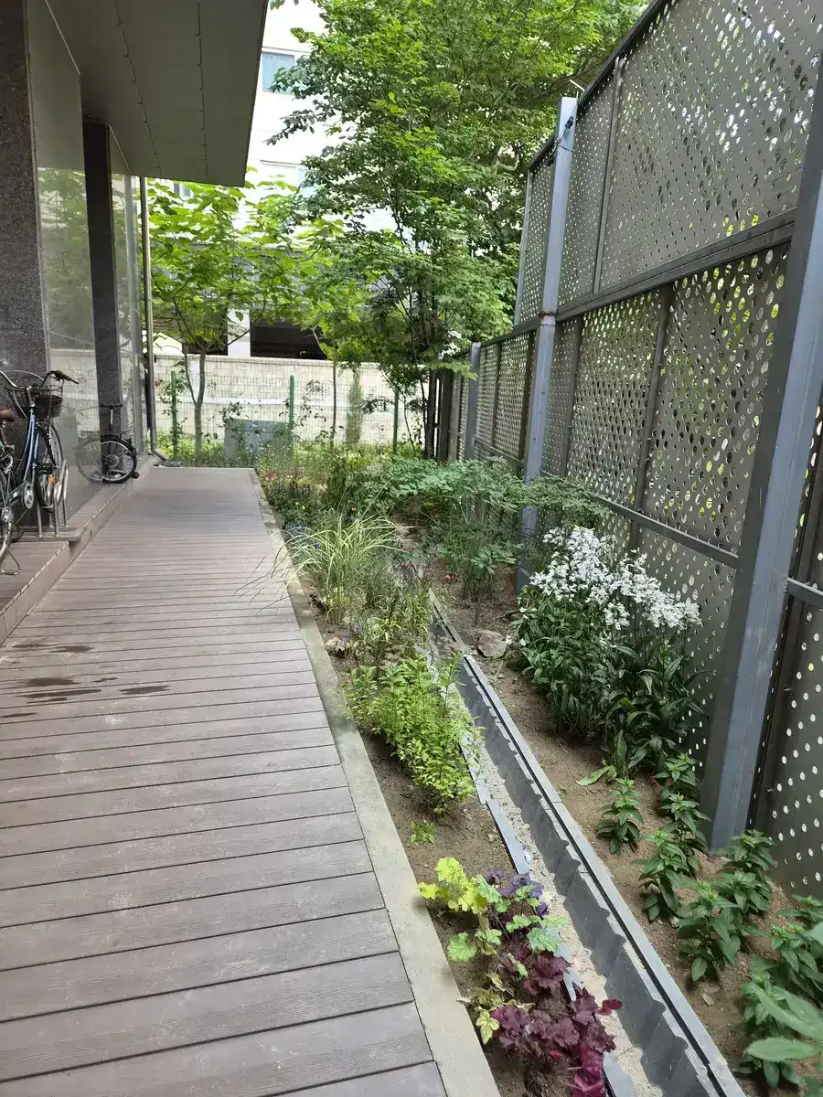 메쉬휀스설치 페이지에서 가는 휀스설치 메인 시공 사진